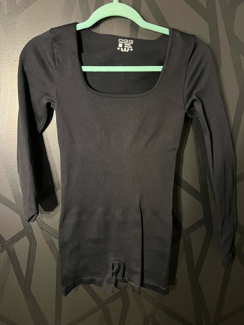 Black Ribbed Square-Neck Long Sleeve Top